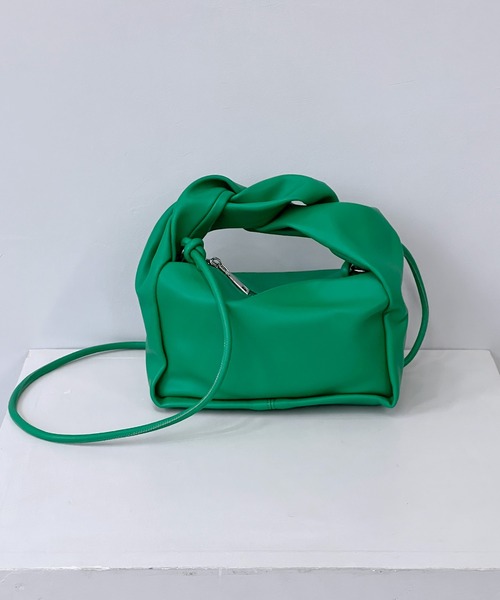 chuclla（チュクラ）の「ツイストハンドル スクエアバッグ cha21a001（ショルダーバッグ・レディース・ホワイト/グリーン/ブラック/モカ/オレンジ/ライトイエロー/ライトブルー/ピンク・FREE）」の14枚目の写真