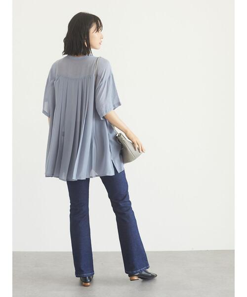 Green　Parks（グリーンパークス）の「5分袖 バックプリーツチュニック＊（シャツ/ブラウス・レディース・ブラック/ブルー・FREE）」の5枚目の写真