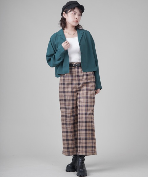 SPINNS（スピンズ）の「ショート丈開襟シャツ（シャツ/ブラウス・レディース・ブラック/ダークグリーン/オレンジ/ダークブルー/グレイッシュベージュ・ONESIZE）」の7枚目の写真