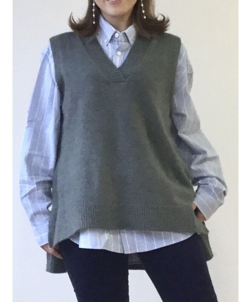 GAP(ギャップ)の「オーバーサイズ ハイロー セーターベスト(ベスト・レディース・チャコール/オリーブ/テラコッタ・M/XL/L/XS/XXS/S)」の7枚目の写真