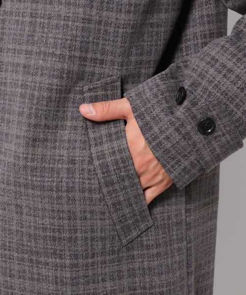 LAKOLE（ラコレ）の「チェック柄ウーリーテックステンカラーコート / 215636（ステンカラーコート・メンズ・ベージュ/チャコール・SMALL/MEDIUM/LARGE）」の16枚目の写真