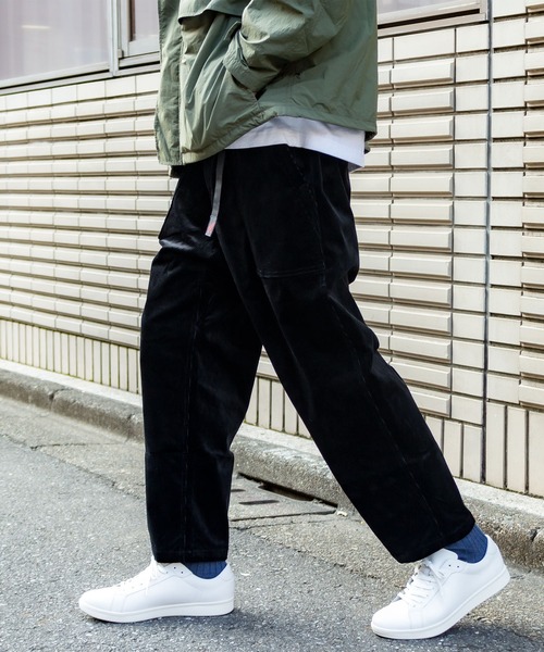 Gramicci(グラミチ)の「21AW【GRAMICCI/グラミチ】CORDUROY LOOSE TAPERED PANTS / コーデュロイパンツ(その他パンツ・メンズ・ブラック/ベージュ/グレー/キャメル/ダークネイビー・SMALL/MEDIUM/LARGE/X-LARGE)」の2枚目の写真
