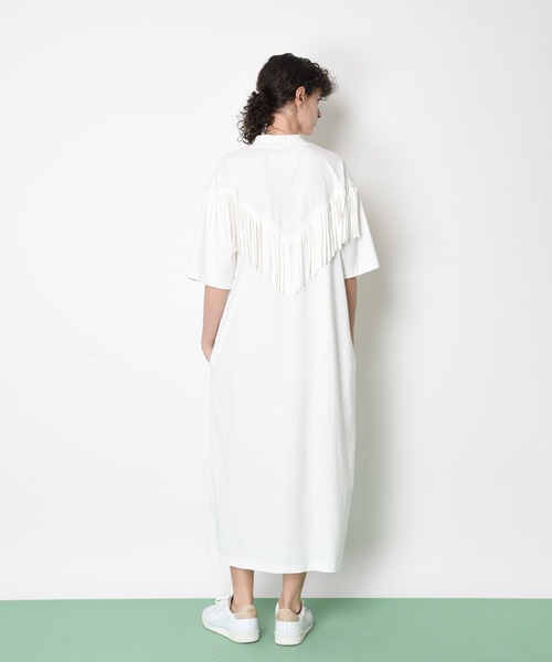 SUPERTHANKS（スーパーサンクス）の「スウェードフリンジモックネックオーバーサイズロングワンピース（ワンピース・レディース・モカ/ブラック/ホワイト・M/S）」の6枚目の写真