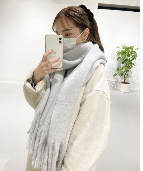 flower（フラワー）の「バウンスマフラー（マフラー・レディース・アイボリー/グレー/ベージュ・FREE）」の5枚目の写真