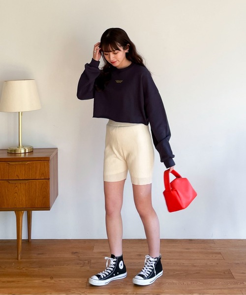 EPIMI E'PIMMY（エピミエピミー）の「〈Set upにも〉リブ編みラメニットショートパンツ（その他パンツ・レディース・ブラック/オフホワイト/グリーン/グレイッシュベージュ・MEDIUM）」の16枚目の写真