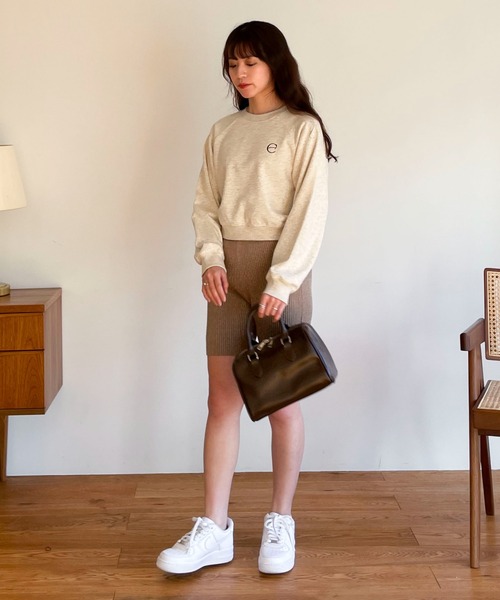 EPIMI E'PIMMY（エピミエピミー）の「〈Set upにも〉リブ編みラメニットショートパンツ（その他パンツ・レディース・ブラック/オフホワイト/グリーン/グレイッシュベージュ・MEDIUM）」の21枚目の写真