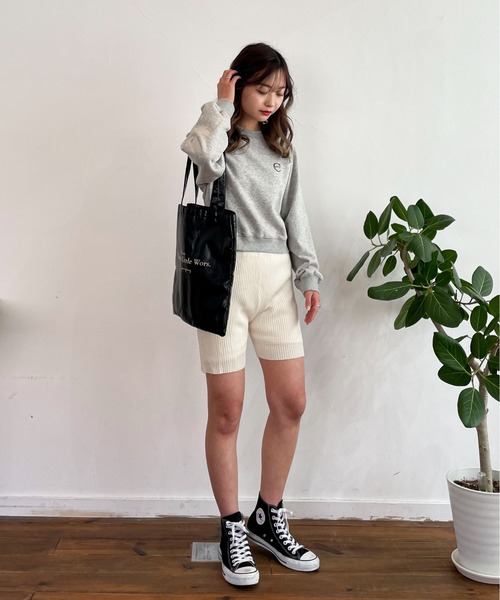 EPIMI E'PIMMY（エピミエピミー）の「〈Set upにも〉リブ編みラメニットショートパンツ（その他パンツ・レディース・ブラック/オフホワイト/グリーン/グレイッシュベージュ・MEDIUM）」の18枚目の写真
