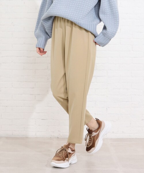 SHOO・LA・RUE(シューラルー)の「◆【S-LL】プルオンテーパードパンツ(その他パンツ・レディース・ブラック/ライトグリーン/ライトベージュ・01/02/03/04)」の1枚目の写真