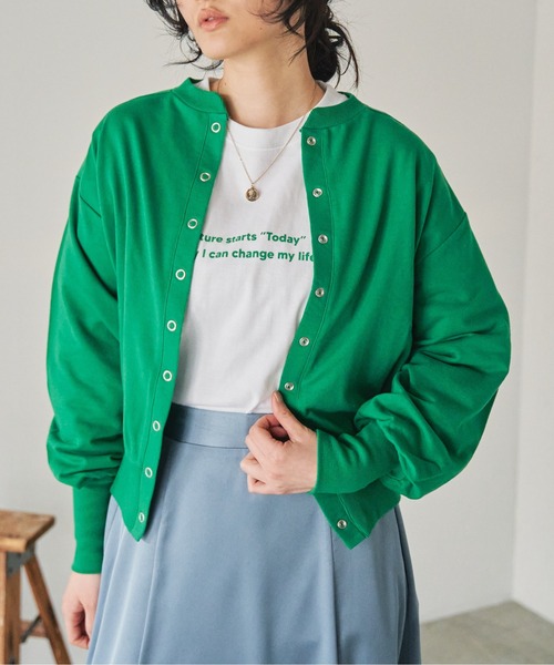 ANGIE（アンジー）の「スナップボタンショートカーディガン（カーディガン/ボレロ・レディース・ブラック/レッド/オフホワイト/グリーン/杢グレー・FREE）」の4枚目の写真