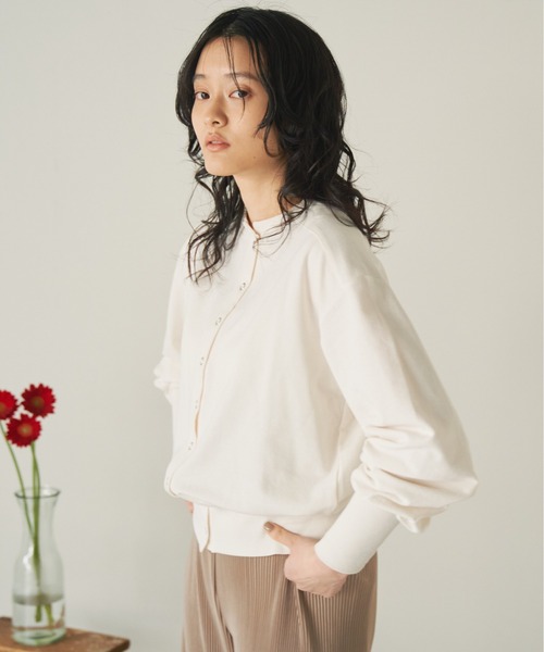 ANGIE（アンジー）の「スナップボタンショートカーディガン（カーディガン/ボレロ・レディース・ブラック/レッド/オフホワイト/グリーン/杢グレー・FREE）」の19枚目の写真