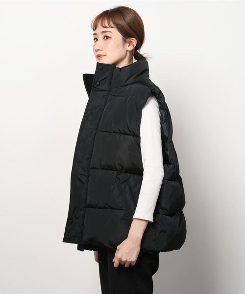 Figments（フィグメンツ）の「オーバーパファーベスト（ベスト・レディース・ブラック・FREE）」の3枚目の写真