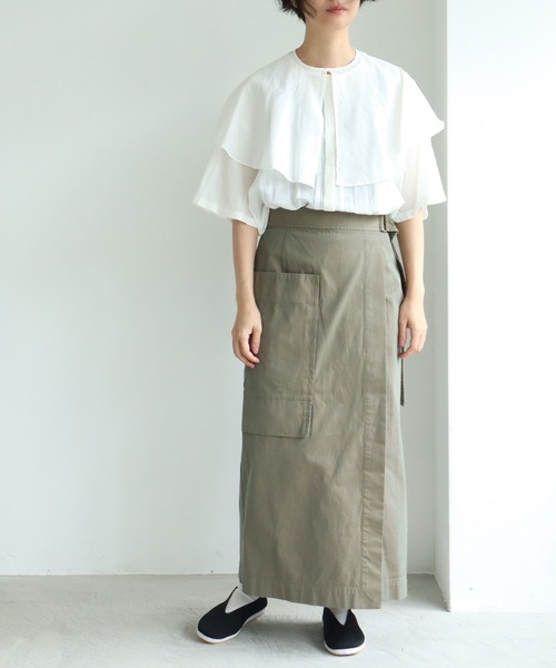 yuni(ユニ )の「cotton/cupra/Linenローンcape collar ブラウス(シャツ/ブラウス・レディース・ブラック/ホワイト/グリーン・FREE)」の7枚目の写真