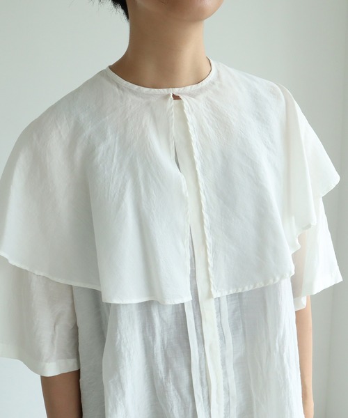 yuni(ユニ )の「cotton/cupra/Linenローンcape collar ブラウス(シャツ/ブラウス・レディース・ブラック/ホワイト/グリーン・FREE)」の9枚目の写真