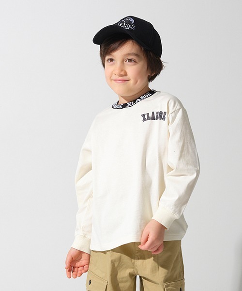 XLARGE KIDS(エクストララージキッズ)の「衿ロゴ長袖Tシャツ(Tシャツ/カットソー・キッズ・オフホワイト/ネイビー/ブラック・110cm/100cm/130cm/120cm/90cm/140cm)」の2枚目の写真