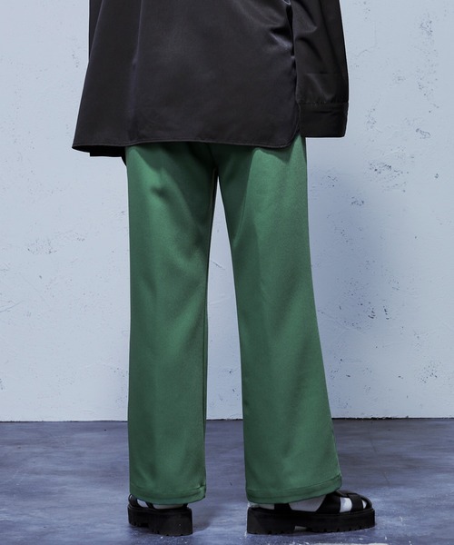 Ellno Loset（エルノロゼット）の「SSカラーフレアパンツ（スラックス・レディース・ブラック/グリーン/アイボリー/スモークピンク・SMALL/MEDIUM/LARGE）」の10枚目の写真