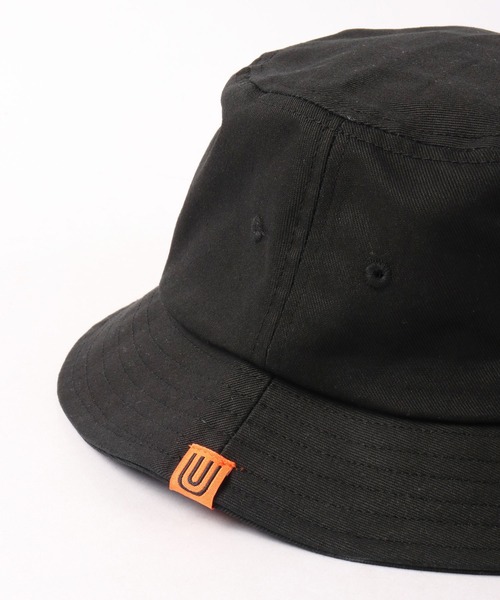 UNIVERSAL OVERALL（ユニバーサルオーバーオール）の「UNIVERSAL OVERALL ユニバーサルオーバーオール カレッジ ロゴ 立体刺繍 バケットハット（ハット・メンズ・ブラック/アイボリー/グリーン・FREE）」の20枚目の写真