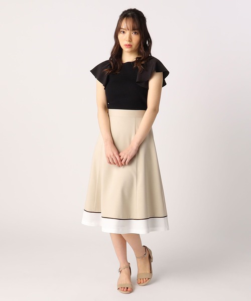 LAISSE PASSE（レッセパッセ）の「バイカラーフレアスカート（スカート・レディース・ベージュ/ネイビー/アイボリー・SMALL/MEDIUM）」の16枚目の写真