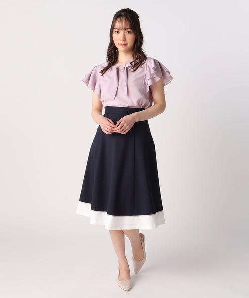 LAISSE PASSE（レッセパッセ）の「バイカラーフレアスカート（スカート・レディース・ベージュ/ネイビー/アイボリー・SMALL/MEDIUM）」の10枚目の写真
