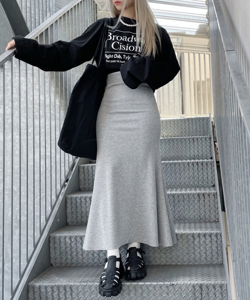 Figments（フィグメンツ）の「リブマーメイドスカート（スカート・レディース・グレー/ブラック・FREE）」の6枚目の写真