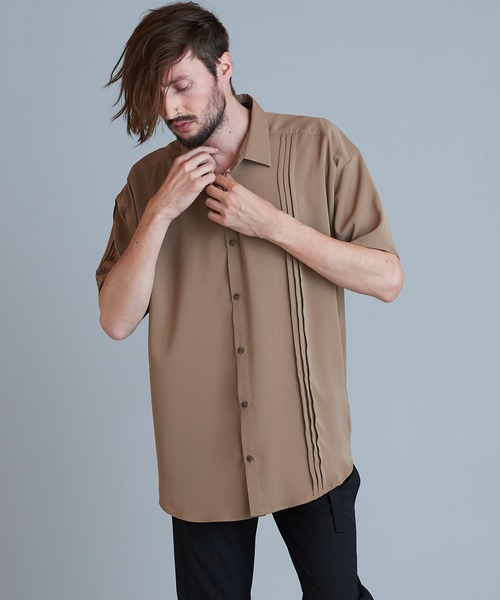 NO ID.（ノーアイディ）の「アシンメトリ-タックBIG-SH（シャツ/ブラウス・メンズ・ホワイト/グリーン/ブラック/ベージュ・ONE SIZE）」の9枚目の写真