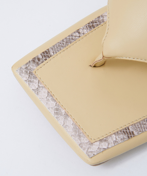 Au BANNISTER（オゥバニスター）の「【WEB限定】韓国風 クッション 3cmヒール サンダル（サンダル・レディース・ブラック/イエロー/グリーン・S/M/L）」の10枚目の写真