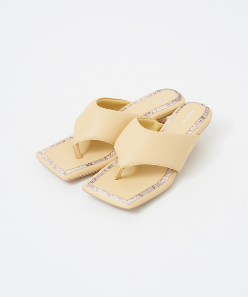 Au BANNISTER（オゥバニスター）の「【WEB限定】韓国風 クッション 3cmヒール サンダル（サンダル・レディース・ブラック/イエロー/グリーン・S/M/L）」の22枚目の写真