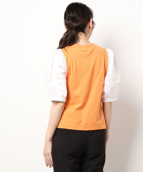 nemne store（ネンネストア）の「ボリューム袖異素材ロゴプリントTシャツ（Tシャツ/カットソー・レディース・オフホワイト/オレンジ/スミクロ・フリー）」の4枚目の写真