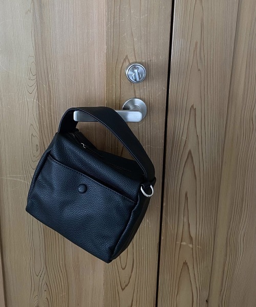 lawgy(ラウジー)の「minimum box 2way bag(ハンドバッグ・レディース・ブラック/オフホワイト/グリーン・FREE)」の10枚目の写真