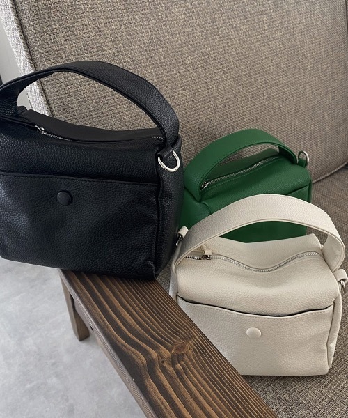lawgy(ラウジー)の「minimum box 2way bag(ハンドバッグ・レディース・ブラック/オフホワイト/グリーン・FREE)」の5枚目の写真