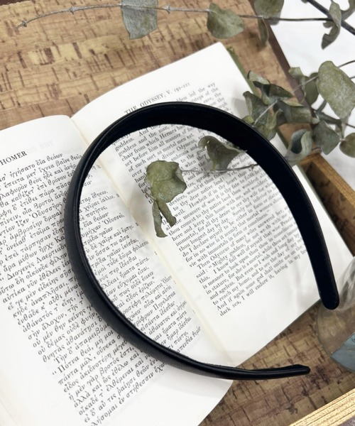 kutir（クティール）の「kutirlune／スリムクラシックカチューシャ（カチューシャ・レディース・ブラック/ダークブラウン・FREE）」の9枚目の写真