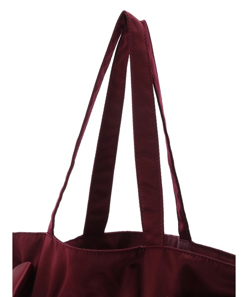 Maison de FLEUR（メゾンドフルール）の「ダブルリボンギャザートートバッグ（トートバッグ・レディース・ブラック/オリーブ/ネイビー/ワインレッド・FREE）」の15枚目の写真