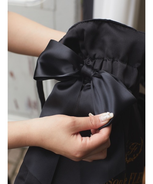 Maison de FLEUR（メゾンドフルール）の「ダブルリボンギャザートートバッグ（トートバッグ・レディース・ブラック/オリーブ/ネイビー/ワインレッド・FREE）」の7枚目の写真