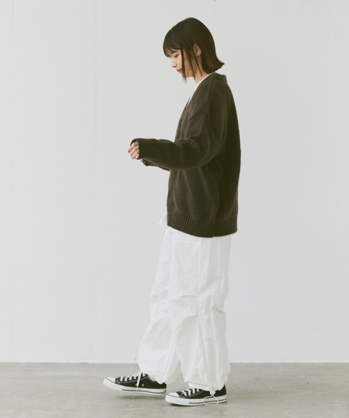 flaner（フラネ）の「Loose mohair like cardigan/ルーズモヘアライクカーディガン（カーディガン/ボレロ・レディース・オフホワイト/ダークブラウン/イエロー・MEDIUM/LARGE）」の11枚目の写真