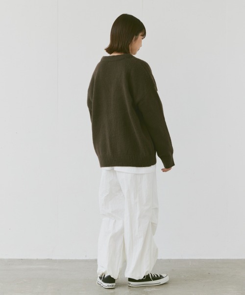 flaner（フラネ）の「Loose mohair like cardigan/ルーズモヘアライクカーディガン（カーディガン/ボレロ・レディース・オフホワイト/ダークブラウン/イエロー・MEDIUM/LARGE）」の13枚目の写真