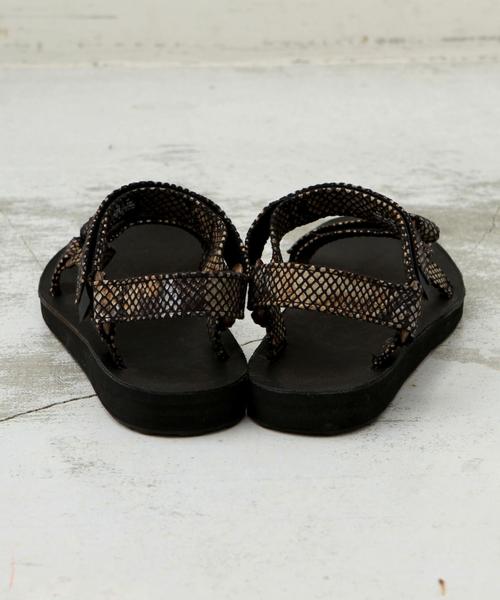 Teva（テバ）の「BYBC∵ TEVA ORIGINAL UNIVERSAL SPECIAL　サンダル◆（サンダル・レディース・グレー/ブラック・8/6/5/7）」の8枚目の写真