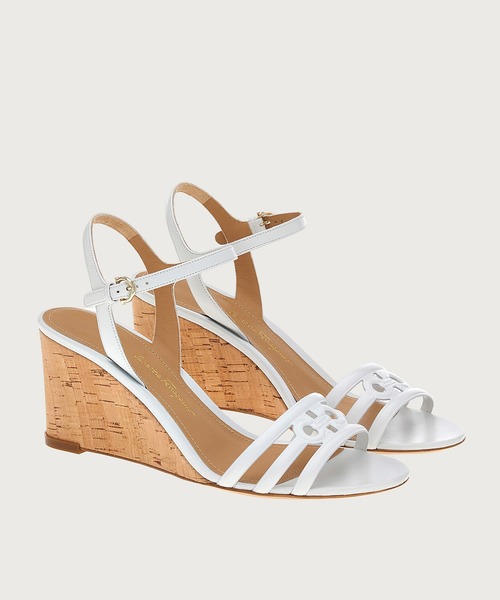 FERRAGAMO(フェラガモ)の「サンダル(サンダル・レディース・ホワイト・6/6.5/5/7/7.5/5.5)」の3枚目の写真