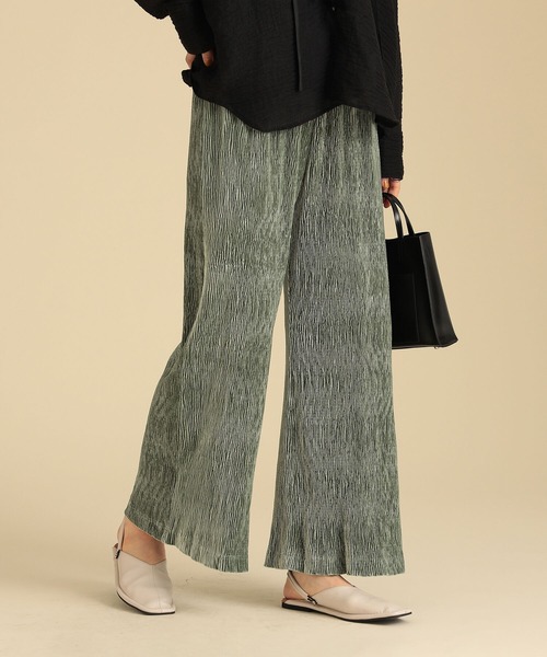 Ray BEAMS（レイビームス）の「Ray BEAMS / コーデュロイ風 ベロア パンツ（その他パンツ・レディース・ベージュ/グリーン・0/1）」の5枚目の写真