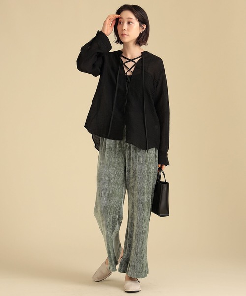 Ray BEAMS（レイビームス）の「Ray BEAMS / コーデュロイ風 ベロア パンツ（その他パンツ・レディース・ベージュ/グリーン・0/1）」の8枚目の写真