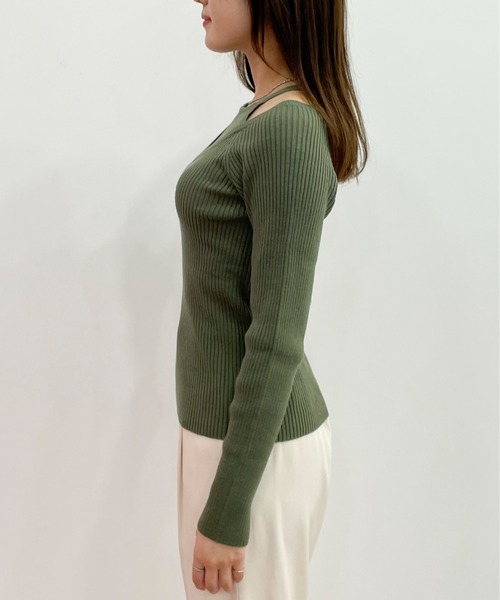 EPIMI E'PIMMY(エピミエピミー)の「キャミレイヤードライクニットプルオーバー(ニット/セーター・レディース・ブラック/オリーブ/アイボリー・MEDIUM)」の17枚目の写真