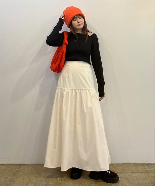 EPIMI E'PIMMY(エピミエピミー)の「キャミレイヤードライクニットプルオーバー(ニット/セーター・レディース・ブラック/オリーブ/アイボリー・MEDIUM)」の12枚目の写真