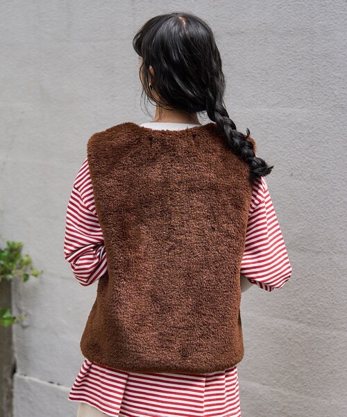 FREAK'S STORE（フリークスストア）の「【WEB限定】ボアショートリボンベスト（ベスト・レディース・ブラウン/ナチュラル・ﾌﾘ-）」の14枚目の写真