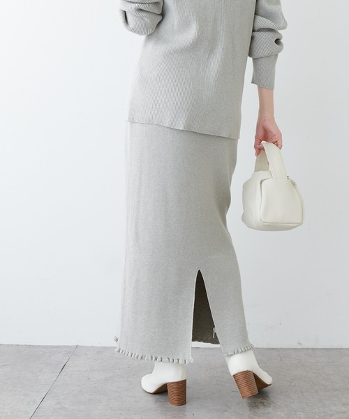 PUAL CE CIN（ピュアルセシン）の「リブニットスカート（スカート・レディース・ブラック/オフホワイト/グレイッシュベージュ・FREE）」の16枚目の写真
