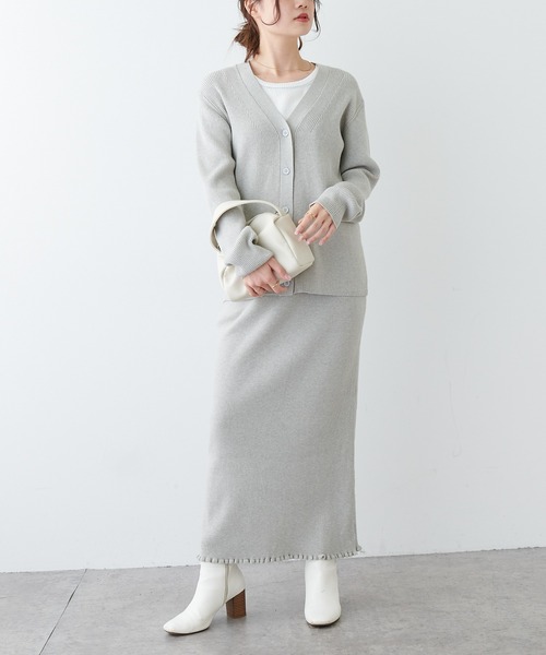 PUAL CE CIN（ピュアルセシン）の「リブニットスカート（スカート・レディース・ブラック/オフホワイト/グレイッシュベージュ・FREE）」の17枚目の写真