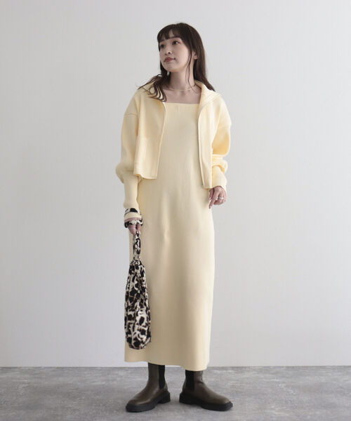 fredy emue（フレディエミュ）の「【SETアイテム】レイヤードニットキャミワンピース<br>（ワンピース・レディース・グレイッシュブルー/アイボリー/ブラック・38）」の4枚目の写真