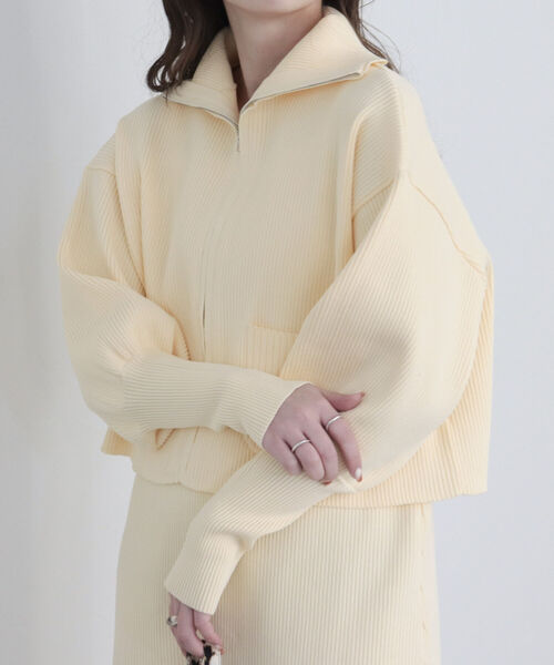 fredy emue（フレディエミュ）の「【SETアイテム】レイヤードニットキャミワンピース<br>（ワンピース・レディース・グレイッシュブルー/アイボリー/ブラック・38）」の13枚目の写真