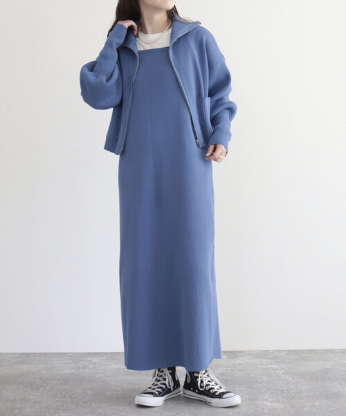 fredy emue（フレディエミュ）の「【SETアイテム】レイヤードニットキャミワンピース<br>（ワンピース・レディース・グレイッシュブルー/アイボリー/ブラック・38）」の18枚目の写真