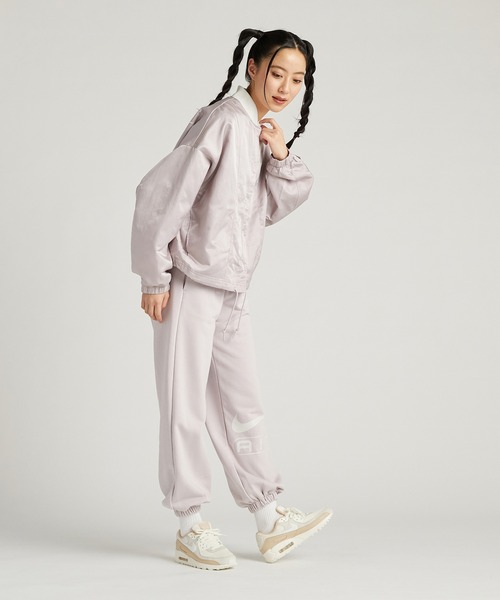 NIKE(ナイキ)の「ナイキ エア マックス 90 ウィメンズシューズ / Nike Air Max 90 Women's Shoes<22-29cm 展開>(スニーカー・レディース・クリーム・22.5/23.5/24.5/26.5/26/24/25/25.5/23/27/28.5/28/29/27.5/22)」の18枚目の写真