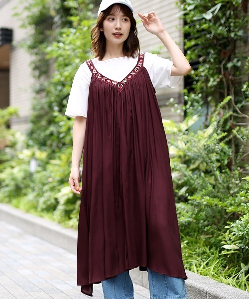Amina(アミナ)の「Amina ストオメワンピース(ワンピース・レディース・ブルー/ブラウン/パープル・FREE)」の1枚目の写真