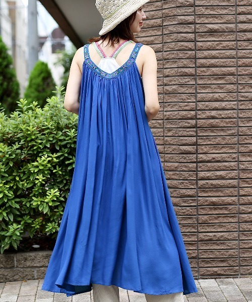 Amina(アミナ)の「Amina ストオメワンピース(ワンピース・レディース・ブルー/ブラウン/パープル・FREE)」の22枚目の写真