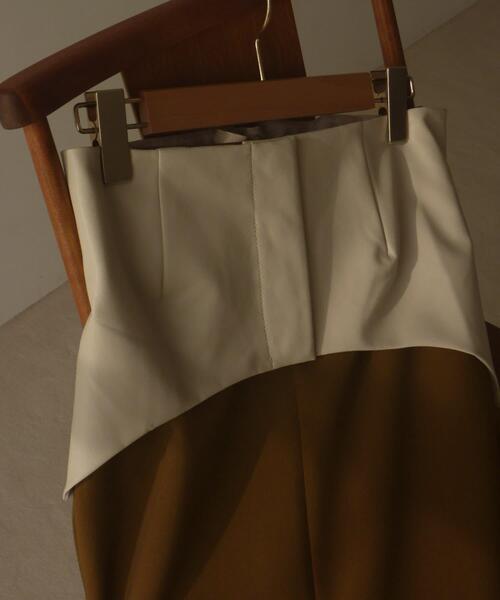 LAATO（ラート）の「CORSET TIGHT SKIRT（スカート・レディース・ネイビー/ブラウン・FREE）」の3枚目の写真